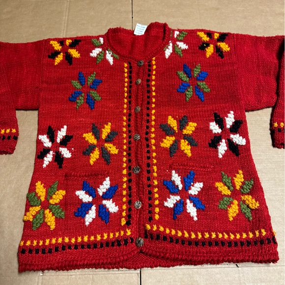VTG Ecuador Hand Knit 100% Wool Cardigan‎ Red Floral Sweater Women’s Size XL-XXL - Picture 1 of 14